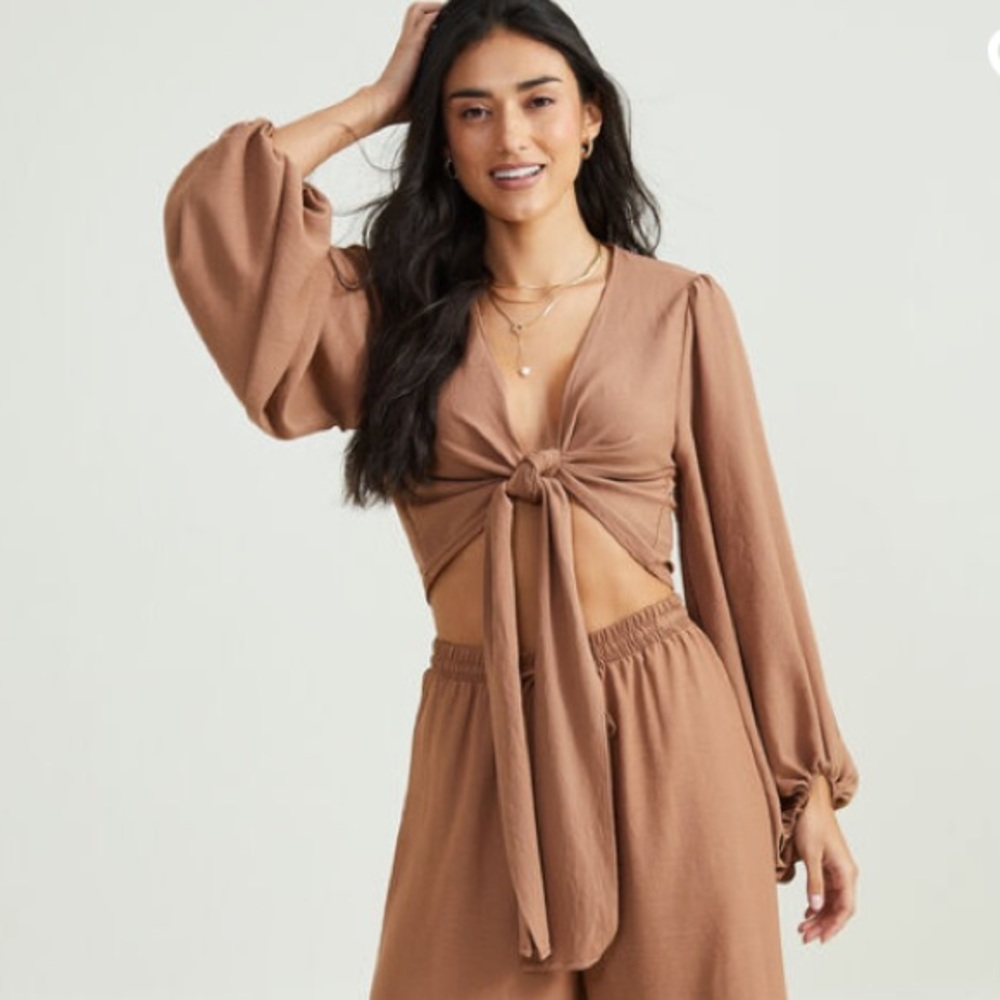 NWT 2 Piece Altar’d State Khora Crop Top And Wide Leg Pants ✨✨Matching Set✨✨✨